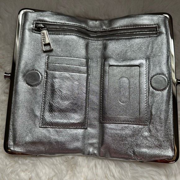 Hobo Lauren clutch wallet - Picture 4 of 7